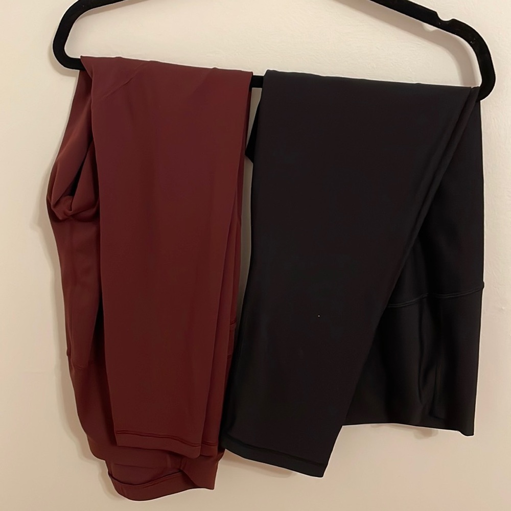 Bundle 2 pairs of maternity workout leggings